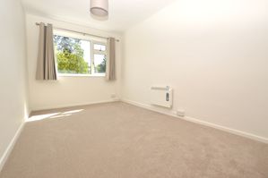 Double Bedroom 2- click for photo gallery